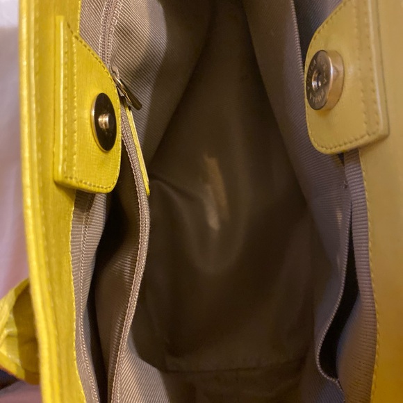 Pre-owned Mustard yellow handbag - Picture 5 of 7